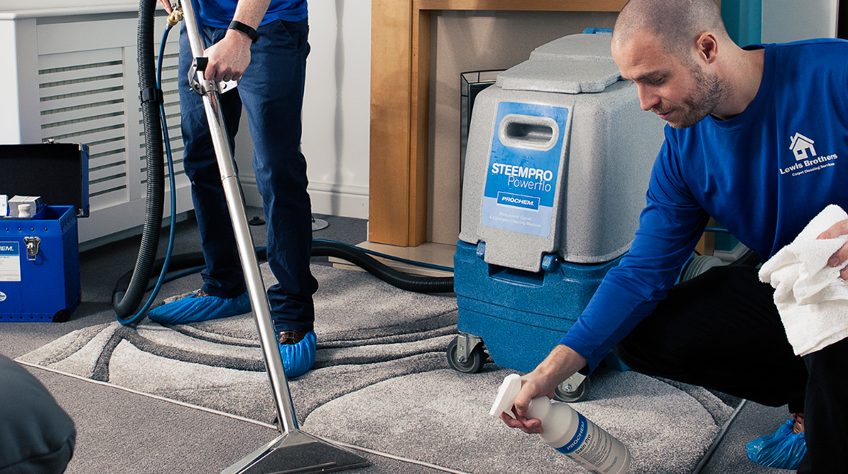 industrial carpet cleaner hire